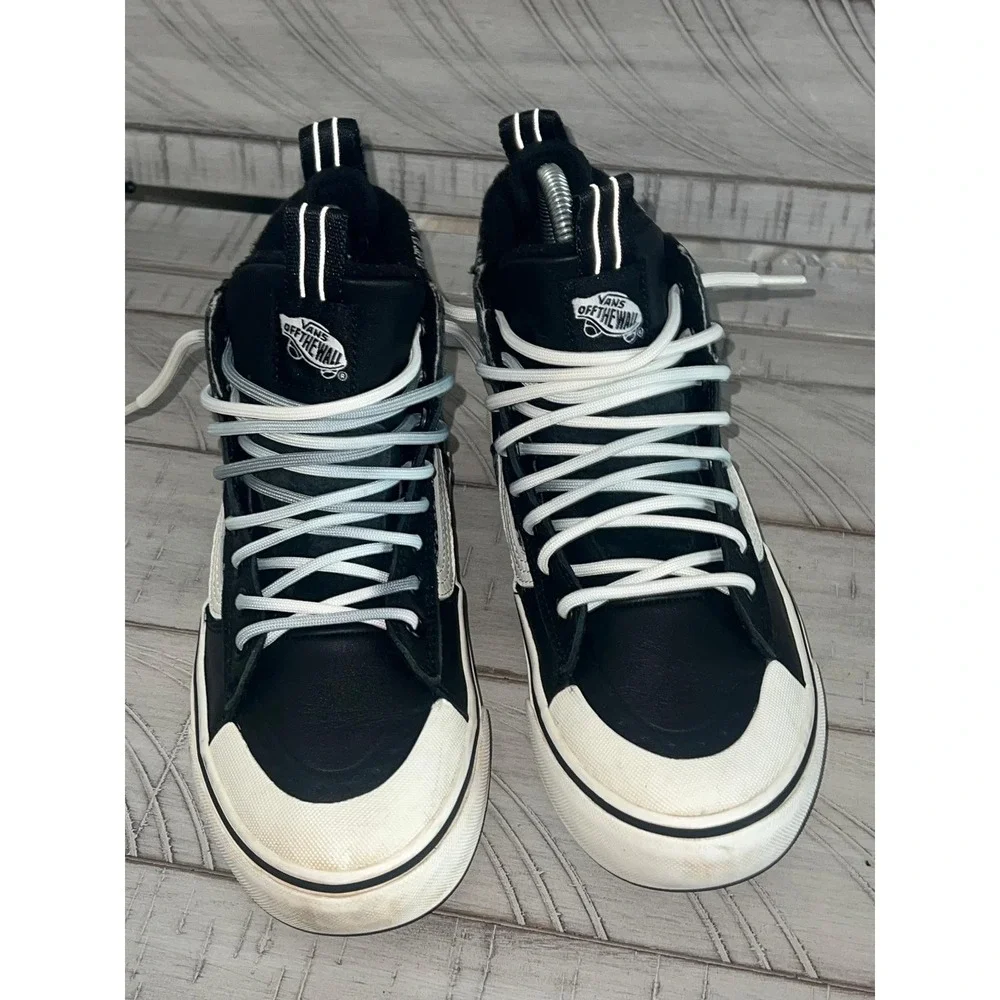 Vans SK8 HI MTE 2 Women's Size 6 Waterproof Black Floral Hiking Boots